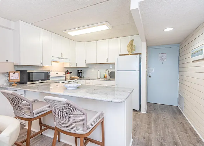 Apartment Oceanfront 15th Floor With Balcony & Pool