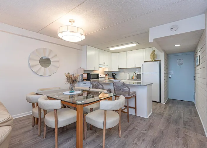 Oceanfront 15th Floor With Balcony & Pool *